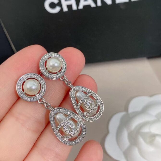 Chanel earrings cc baroque(Replica) - Image 8