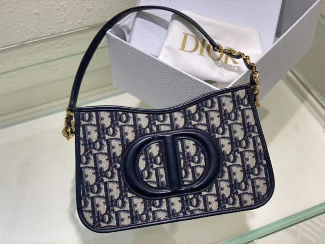 Dior CD signature Hobo(Replica) – Image 6