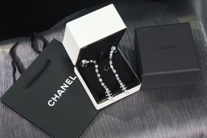 Chanel earrings diamonds star(Replica) - Image 6