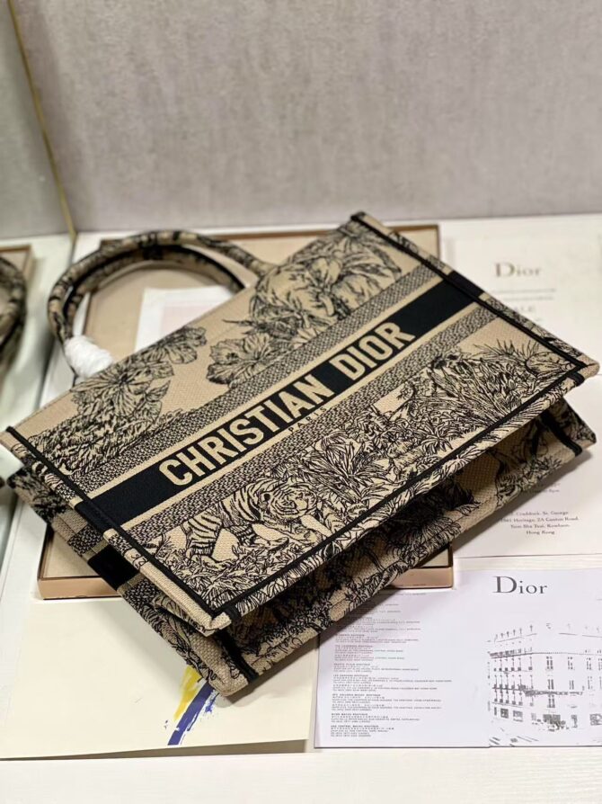 Book tote medium(Replica) – Image 7