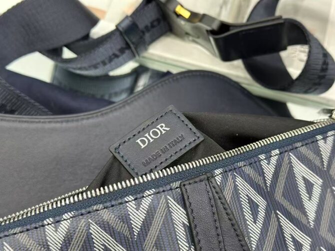 Saddle bag blue diamonds (Replica) – Image 9