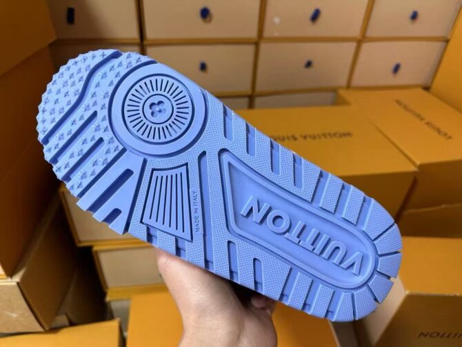 LV trainer  (Replica) - Image 5