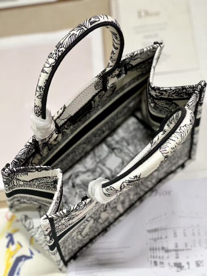 Book tote small  (Replica) – Image 8