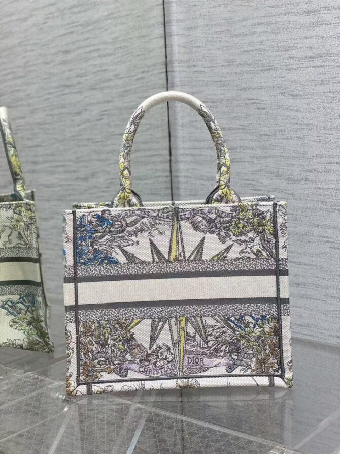 Dior Book Tote small(Replica) – Image 4