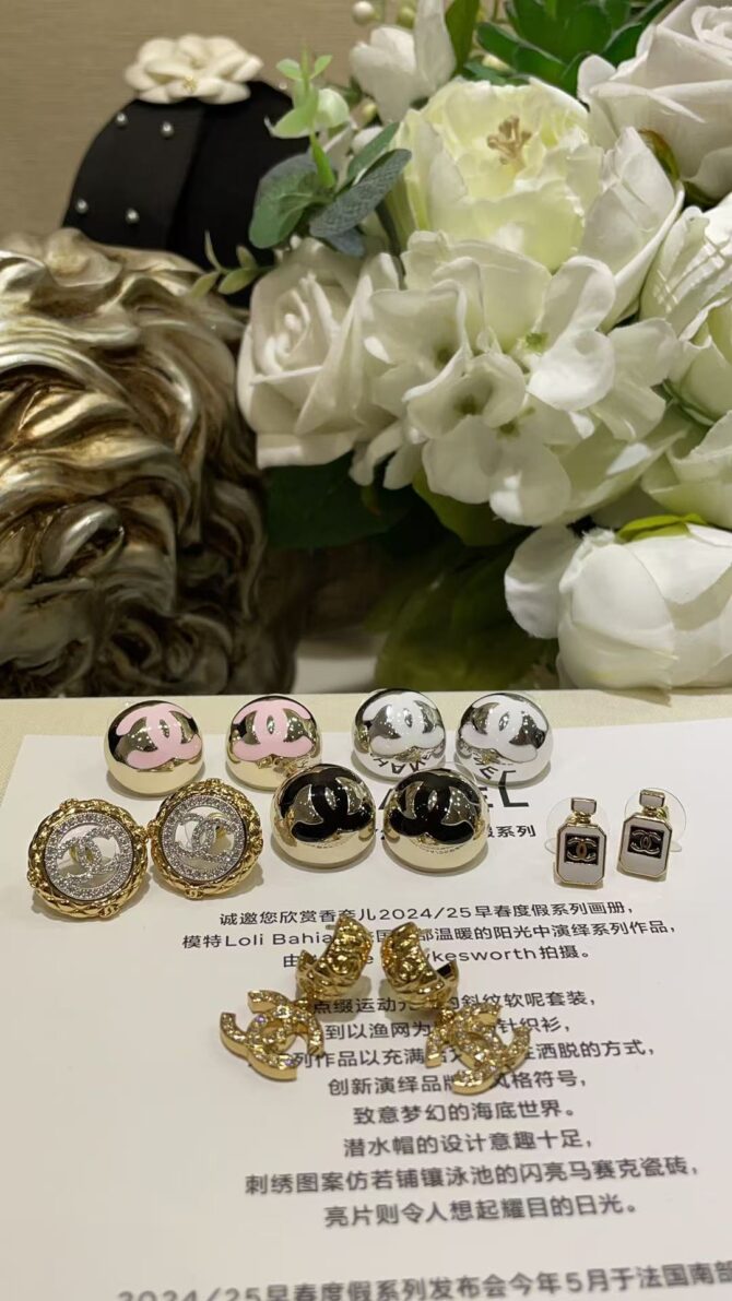 Chanel earrings cc baroque(Replica) - Image 7