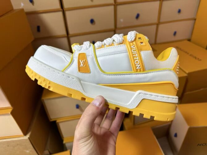 LV trainer  (Replica) - Image 4