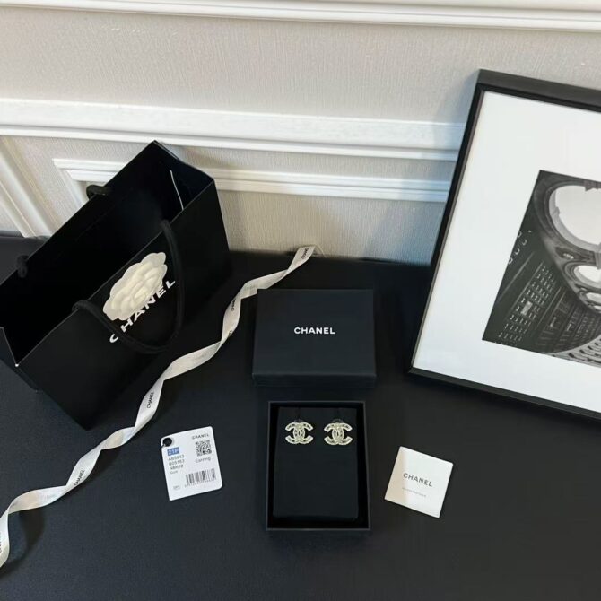 Chanel earrings cc mint sparkling(Replica) - Image 2