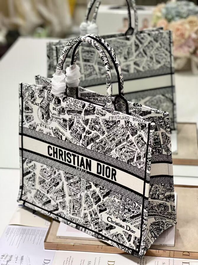 Book tote （Replica) – Image 4