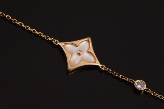 Star Color Blossom BB, rose gold(Replica) – Image 2