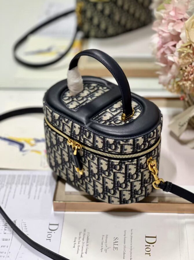 Sac vanity Dior  (Replica) – Image 3