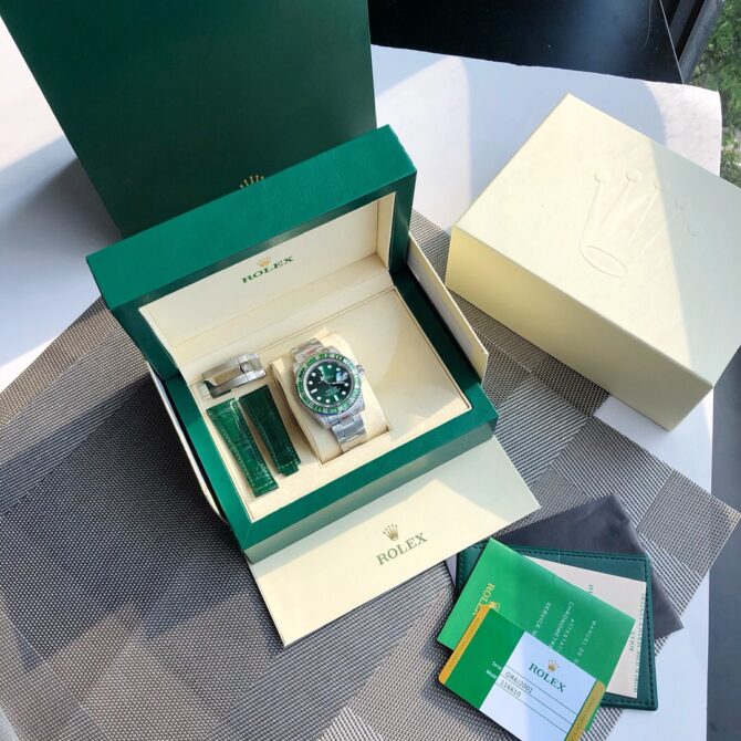 Submariner Date, emerald & diamonds(Replica) - Image 2