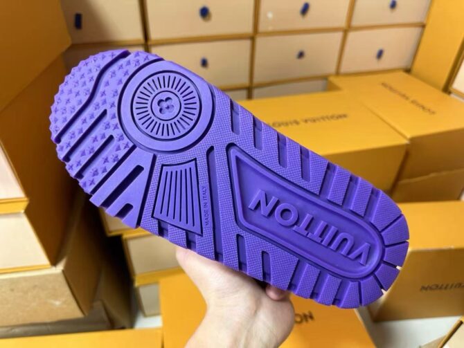 LV trainer  (Replica) - Image 5