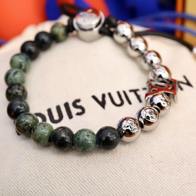 Monogram beads moss green pearls (Replica) – Image 4