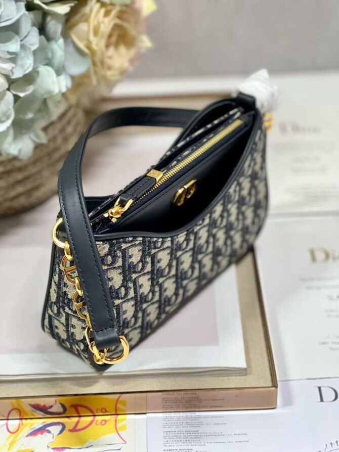 Mini Sac Hobo Avenue 30 Montaigne (Replica) – Image 2