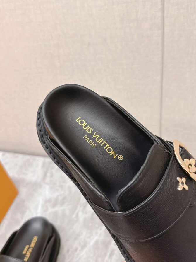 Sabot plat LV cosy cuir  (Replica) - Image 6