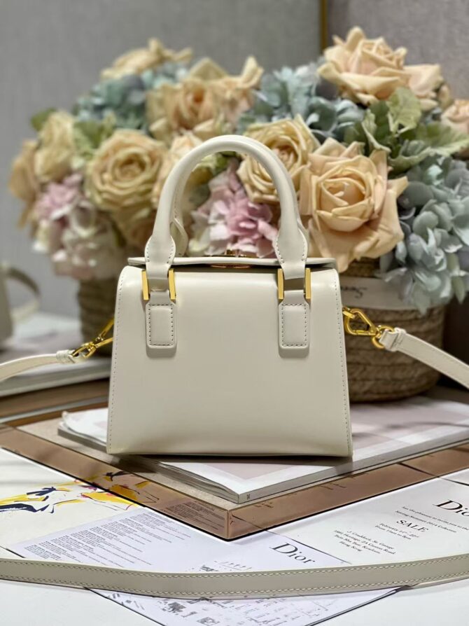 Dior Boston bag  (Replica) – Image 5