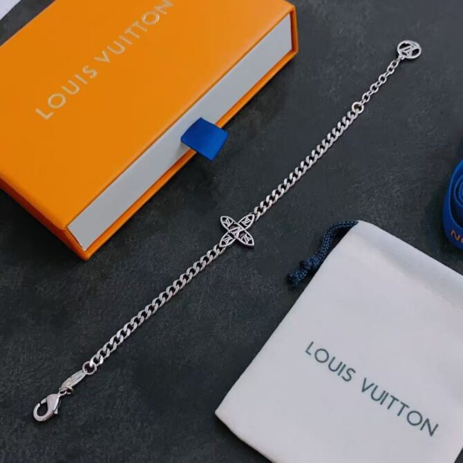 Lv star monogram chain(Replica) – Image 2