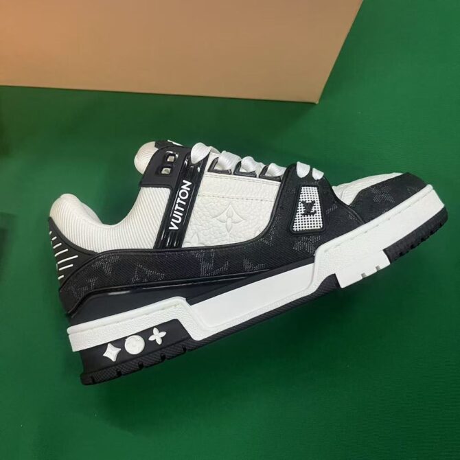 lv trainer #54 (Replica) - Image 5
