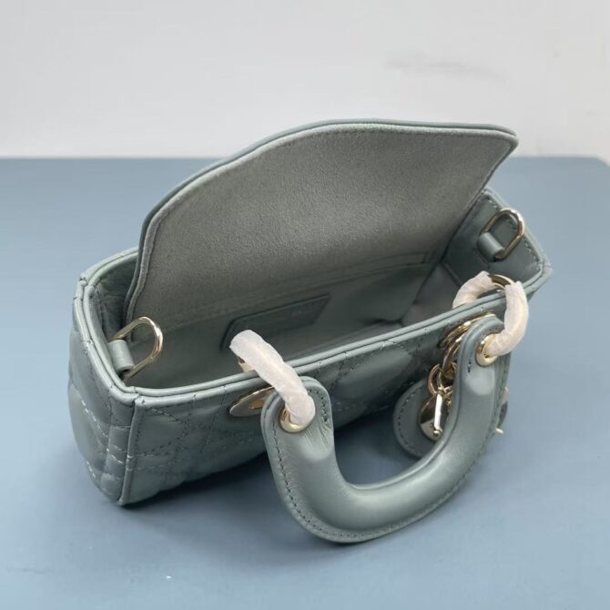 Lady D-Joy Small (Replica) – Image 7