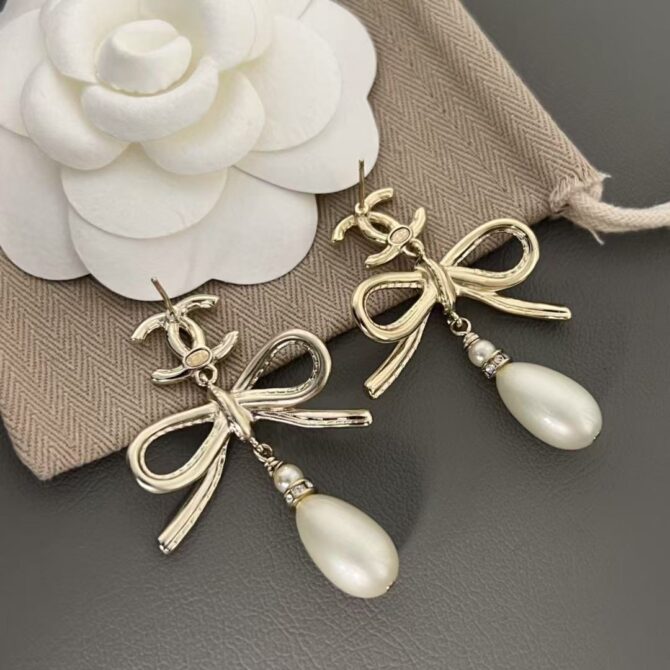 Chanel earrings bow tie (Replica) - Image 8