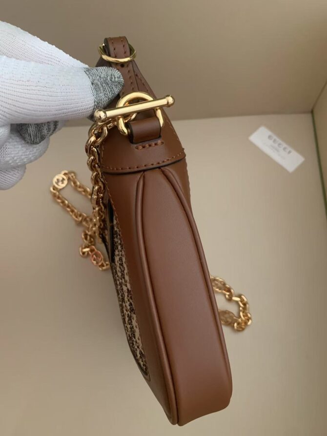Jackie 1961  (Replica) – Image 6