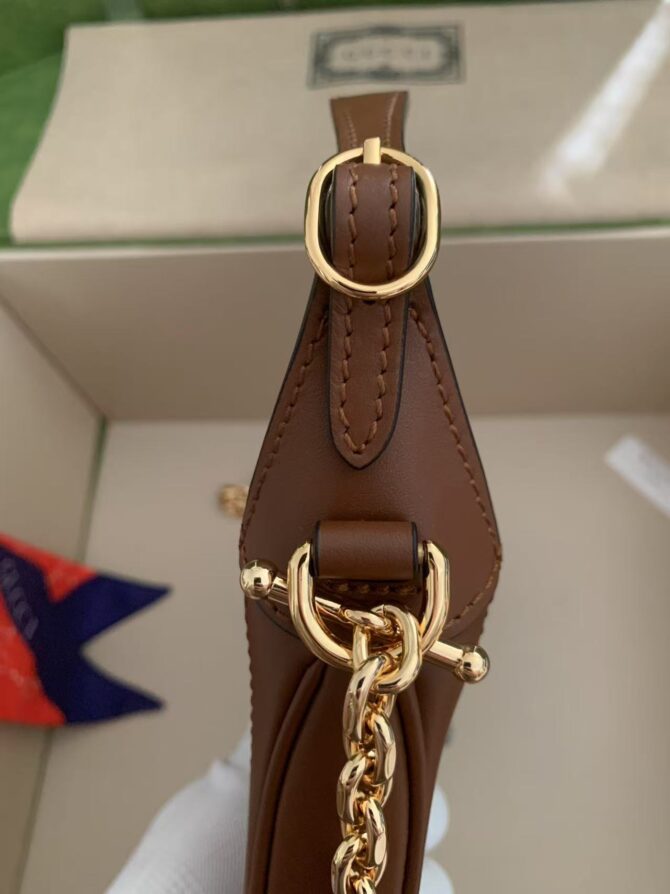Jackie 1961  (Replica) – Image 8