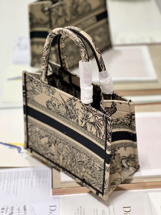 Book tote small(Replica) – Image 6