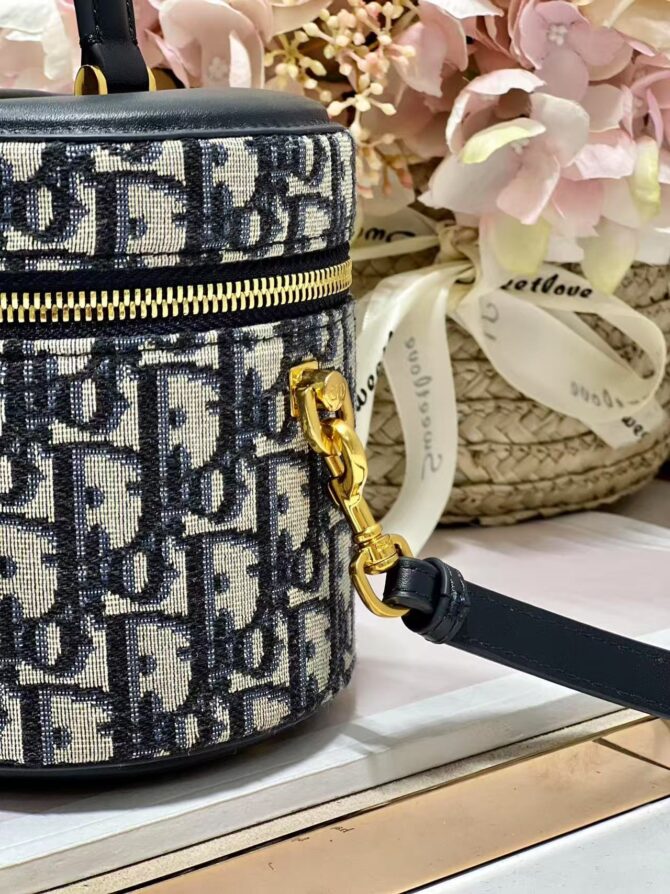 Sac vanity Dior  (Replica) – Image 4