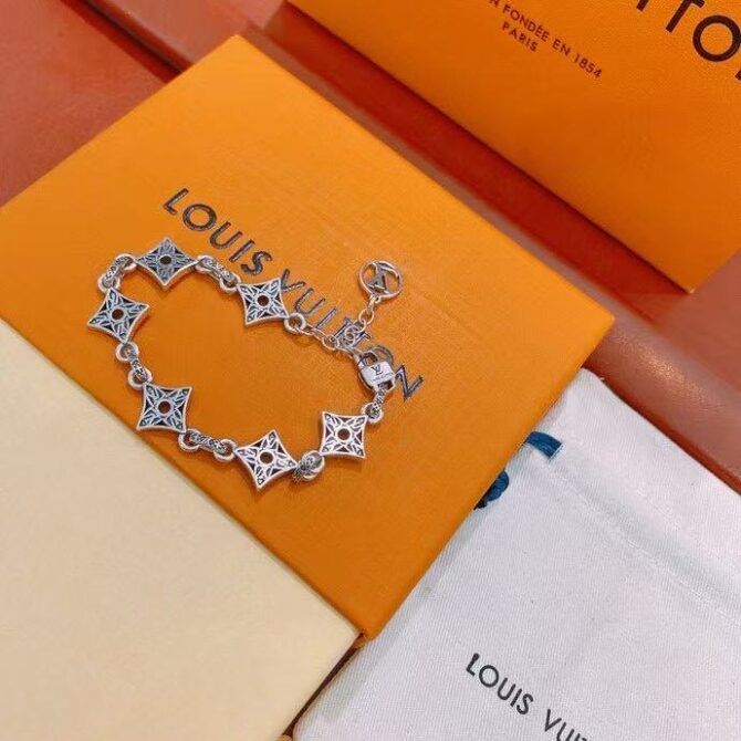 Lv monogram chain (Replica) - Image 4