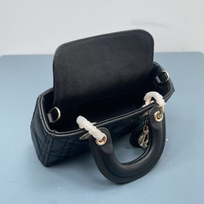 Lady D-Joy Small (Replica) – Image 4
