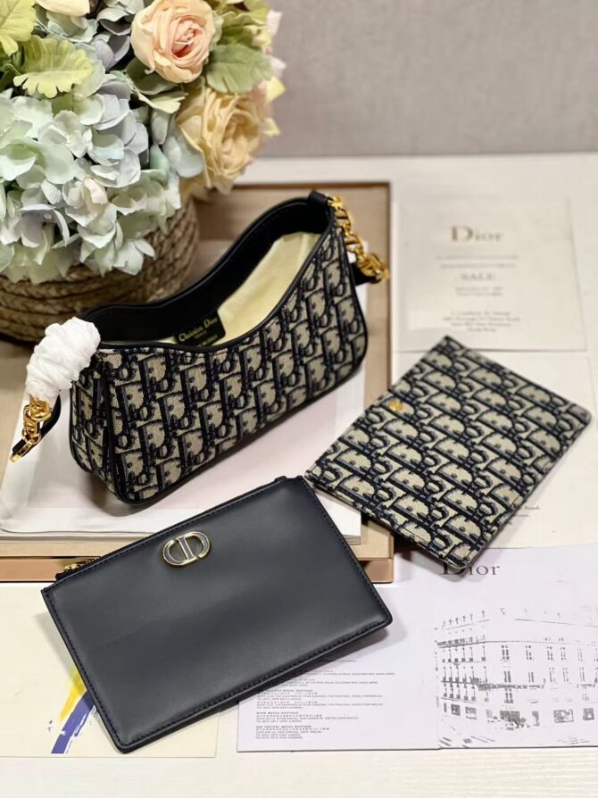 Mini Sac Hobo Avenue 30 Montaigne (Replica) – Image 4