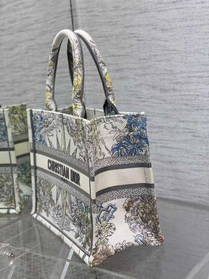 Dior Book Tote small(Replica) – Image 6