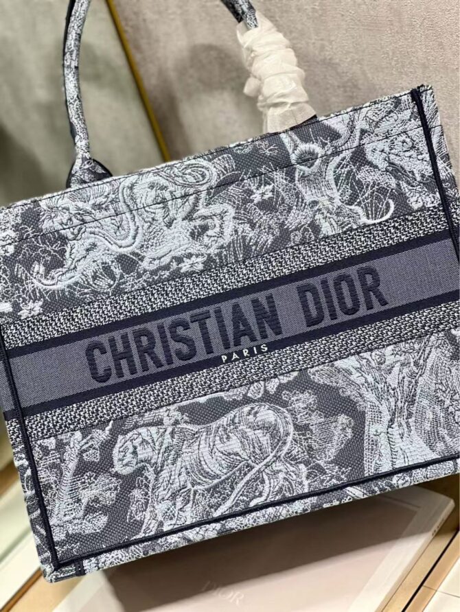 Book tote medium(Replica) – Image 4