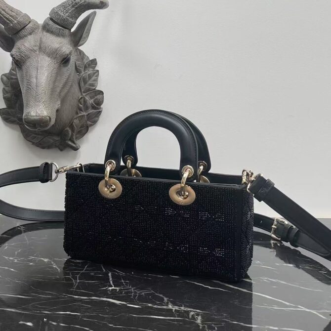 Lady D-Joy (Replica) – Image 4