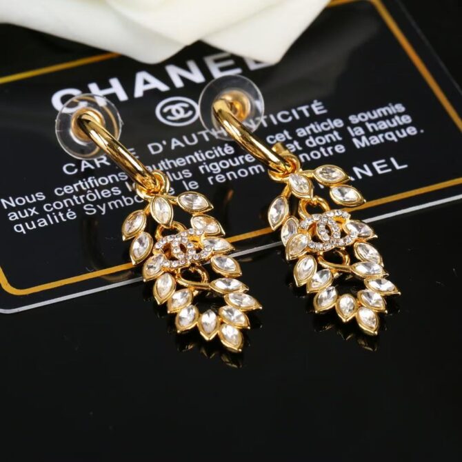 Chanel earrings cc leaf(Replica) - Image 2