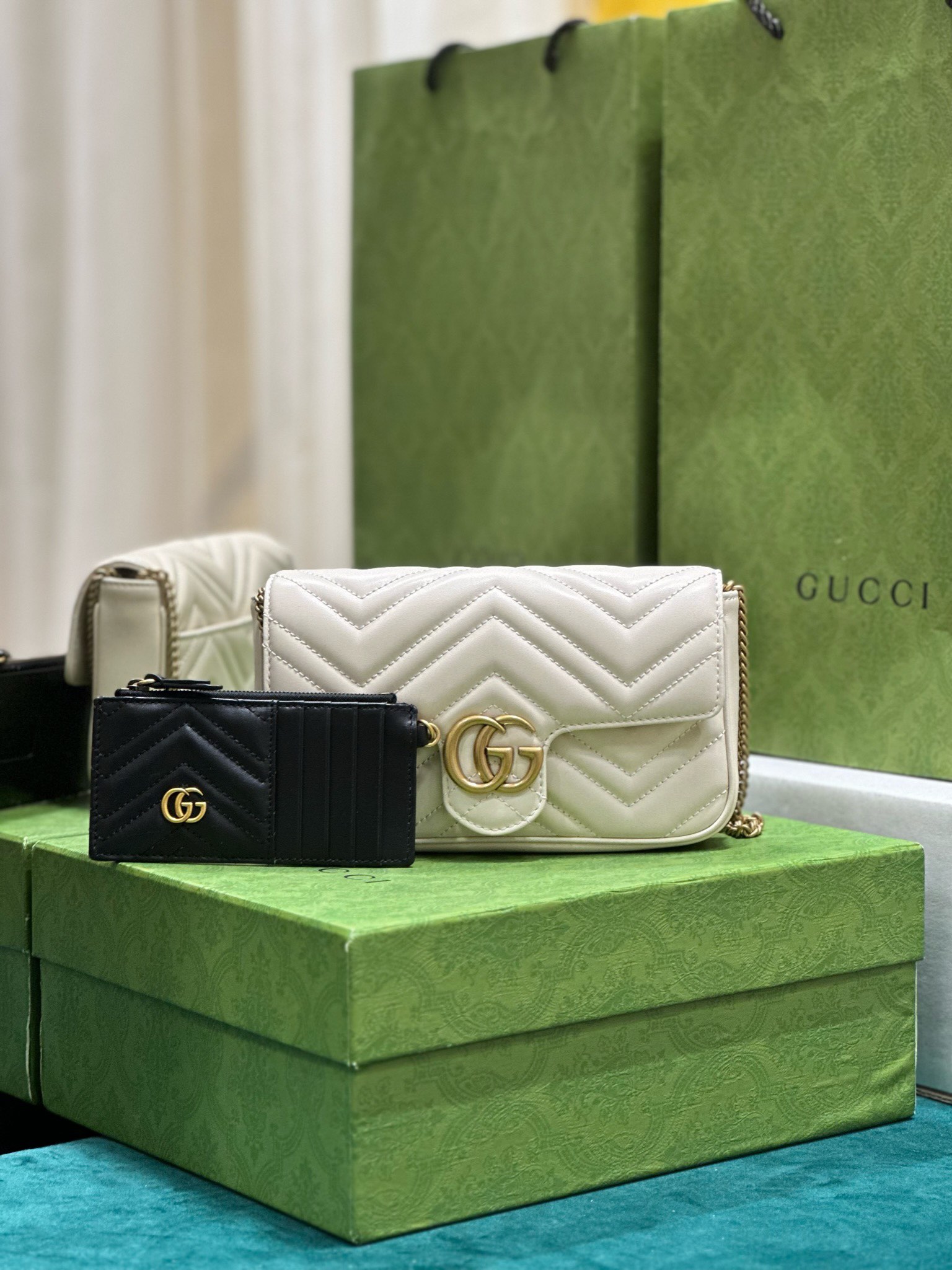 GG Marmont avec porte carte  (Replica)