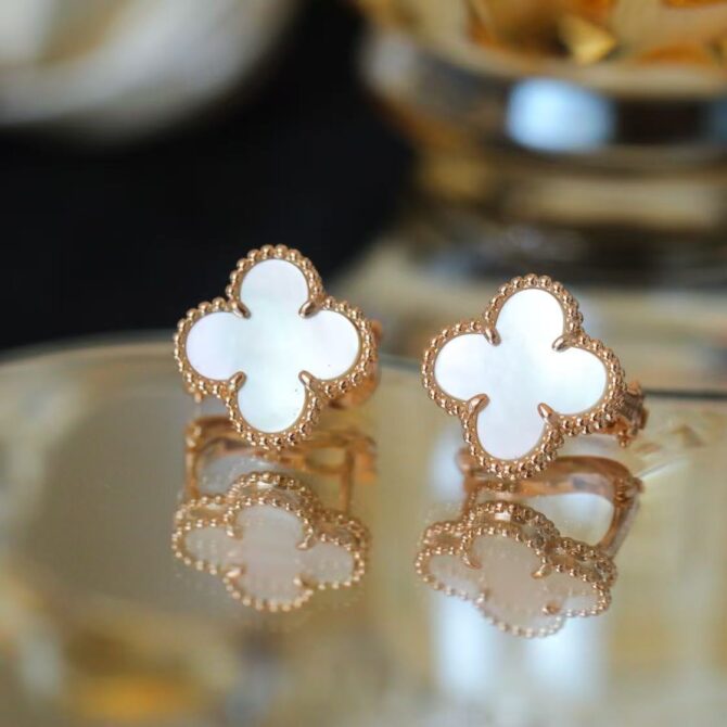 Vintage Alhambra white(Replica) - Image 4