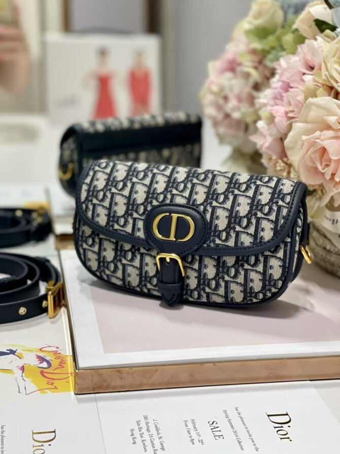 East-West Dior Bobby(Replica) – Image 3