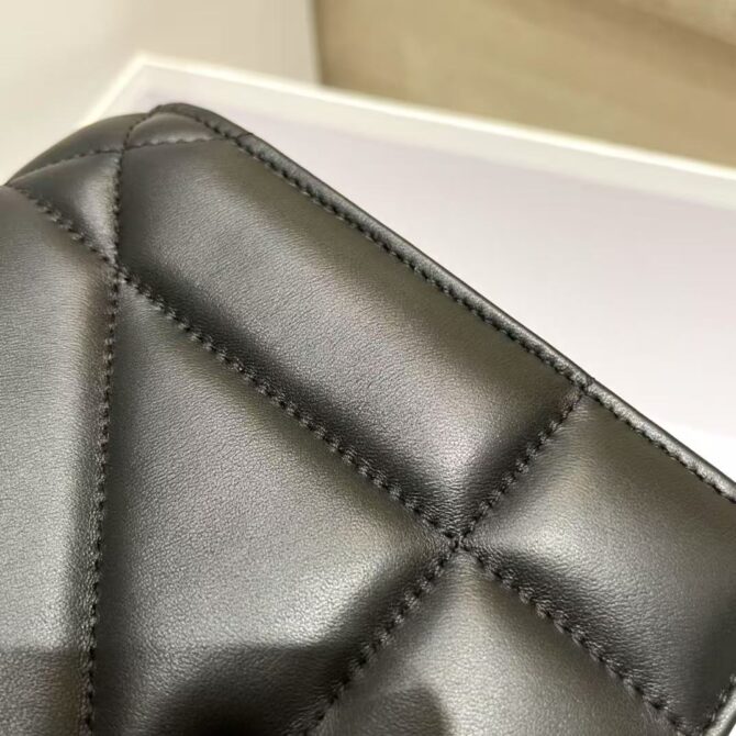 Dior 30 Montaigne (Replica) – Image 4