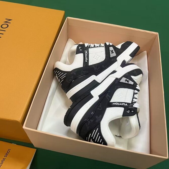 lv trainer #54 (Replica) - Image 3