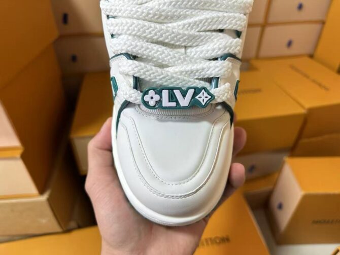 LV trainer  (Replica) - Image 2