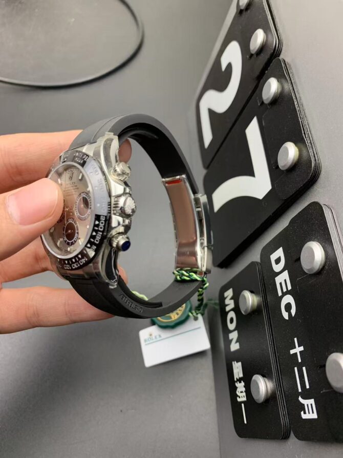 Cosmograph Daytona(Replica) – Image 3