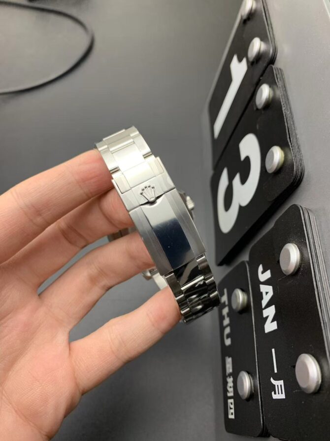Yacht-Master 40 (Replica) – Image 6