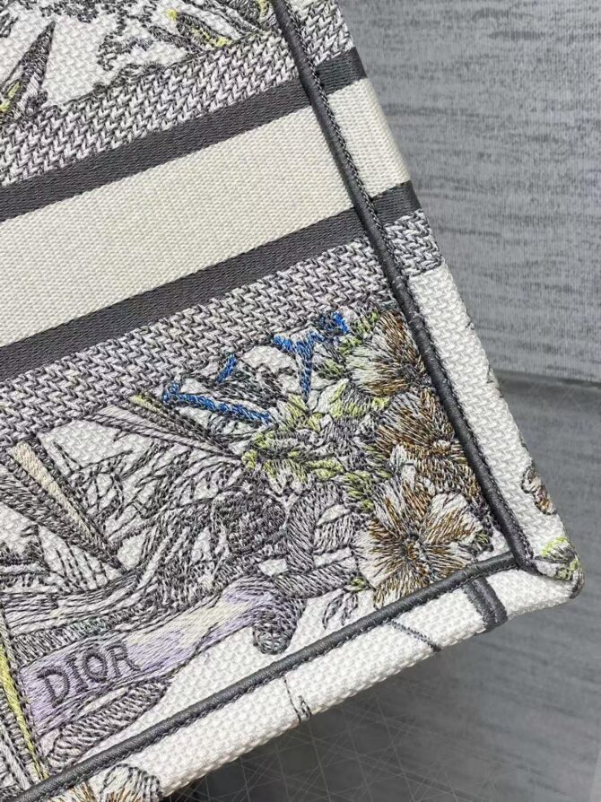 Dior Book Tote small(Replica) – Image 5