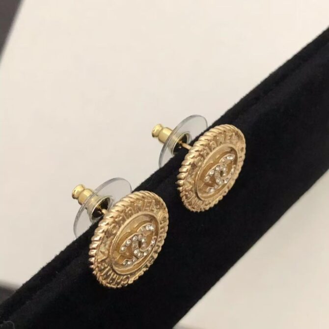 Chanel earrings circle gold(Replica) - Image 4
