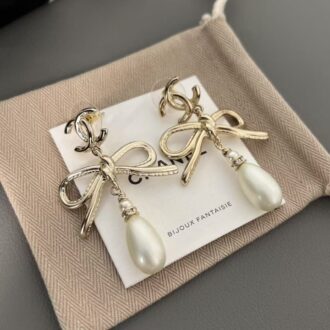 Chanel earrings bow tie (Replica)
