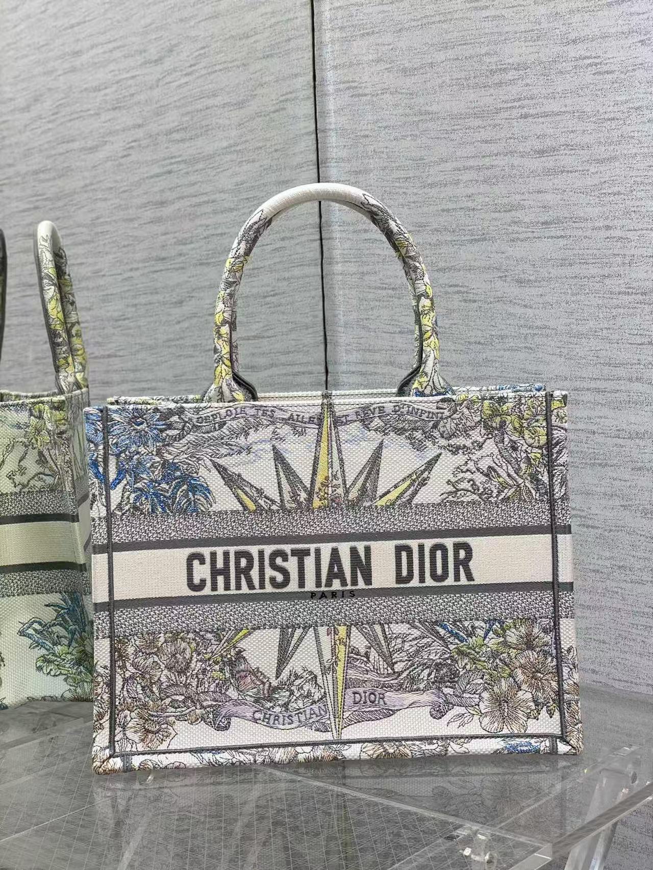 Dior Book Tote Medium(Replica)