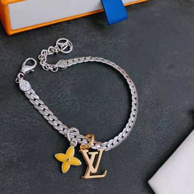 LV monogram charm maille (Replica) – Image 7