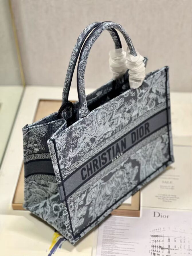 Book tote medium(Replica) – Image 2