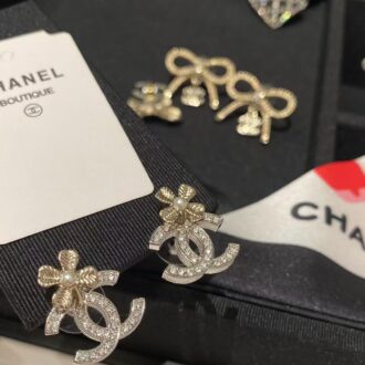 Chanel earrings cc clover(Replica)